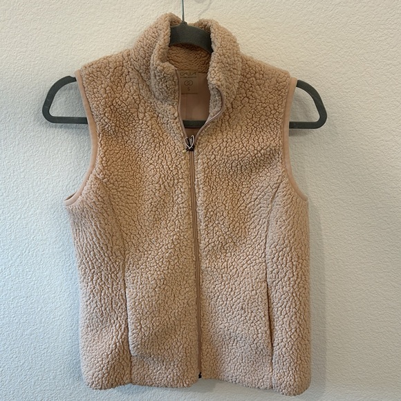 Calia jacket, vest and long sleeve shirt - Picture 3 of 3